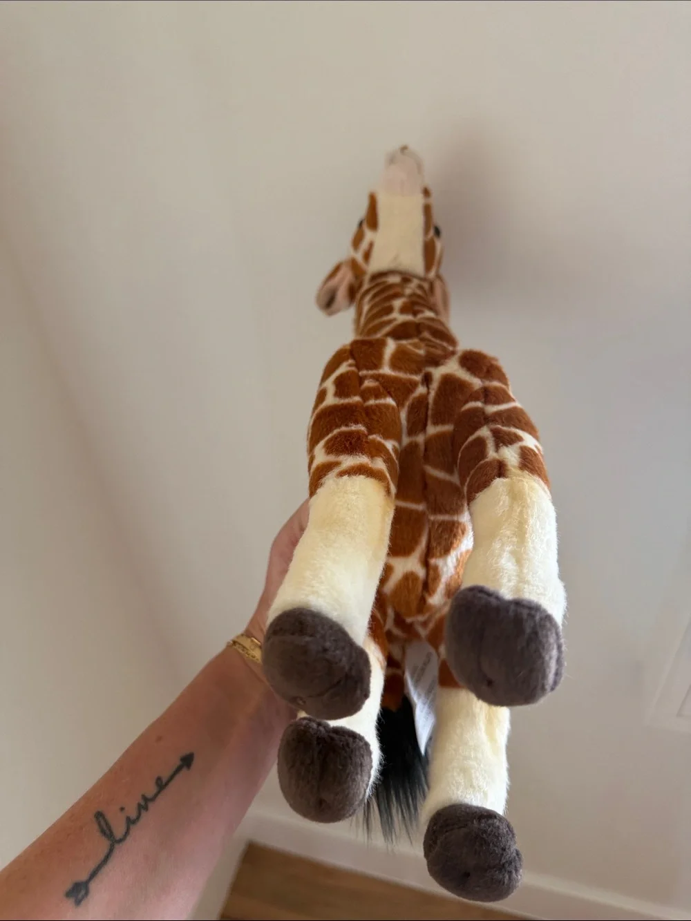 National Geographic Plush Giraffe Toy - Brown & White